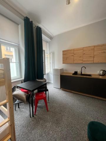 Hostel Plac Kolegiacki ポズナン エクステリア 写真