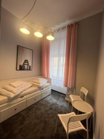 Hostel Plac Kolegiacki ポズナン エクステリア 写真